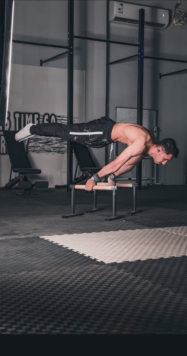 صباح الخير يا اخوان اشوف محد يسأل ؟ 
وين غايب شهالفوضى 😁