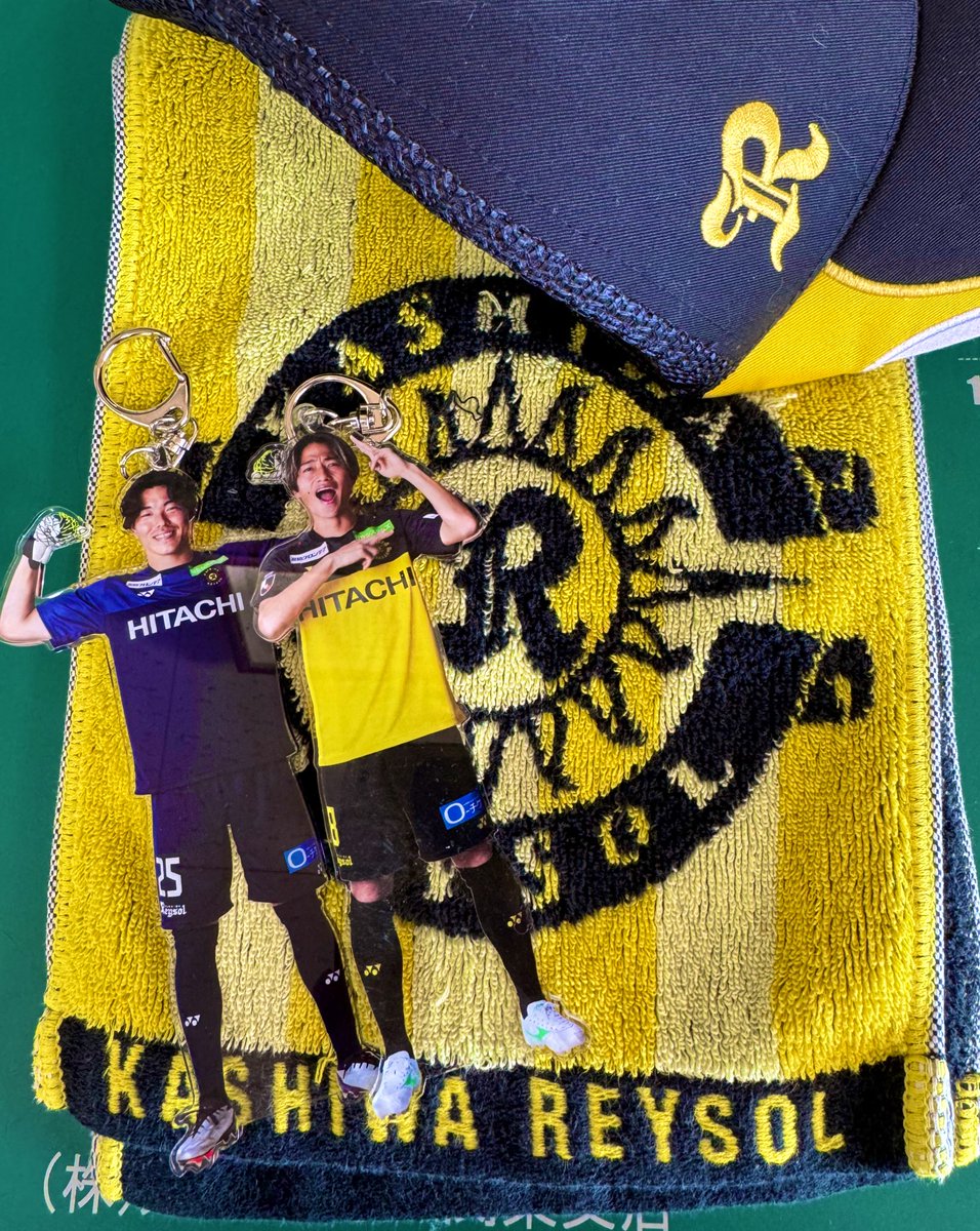 今日も仕事なので試合見られないけどどきどきしつつあちこちにこっそり