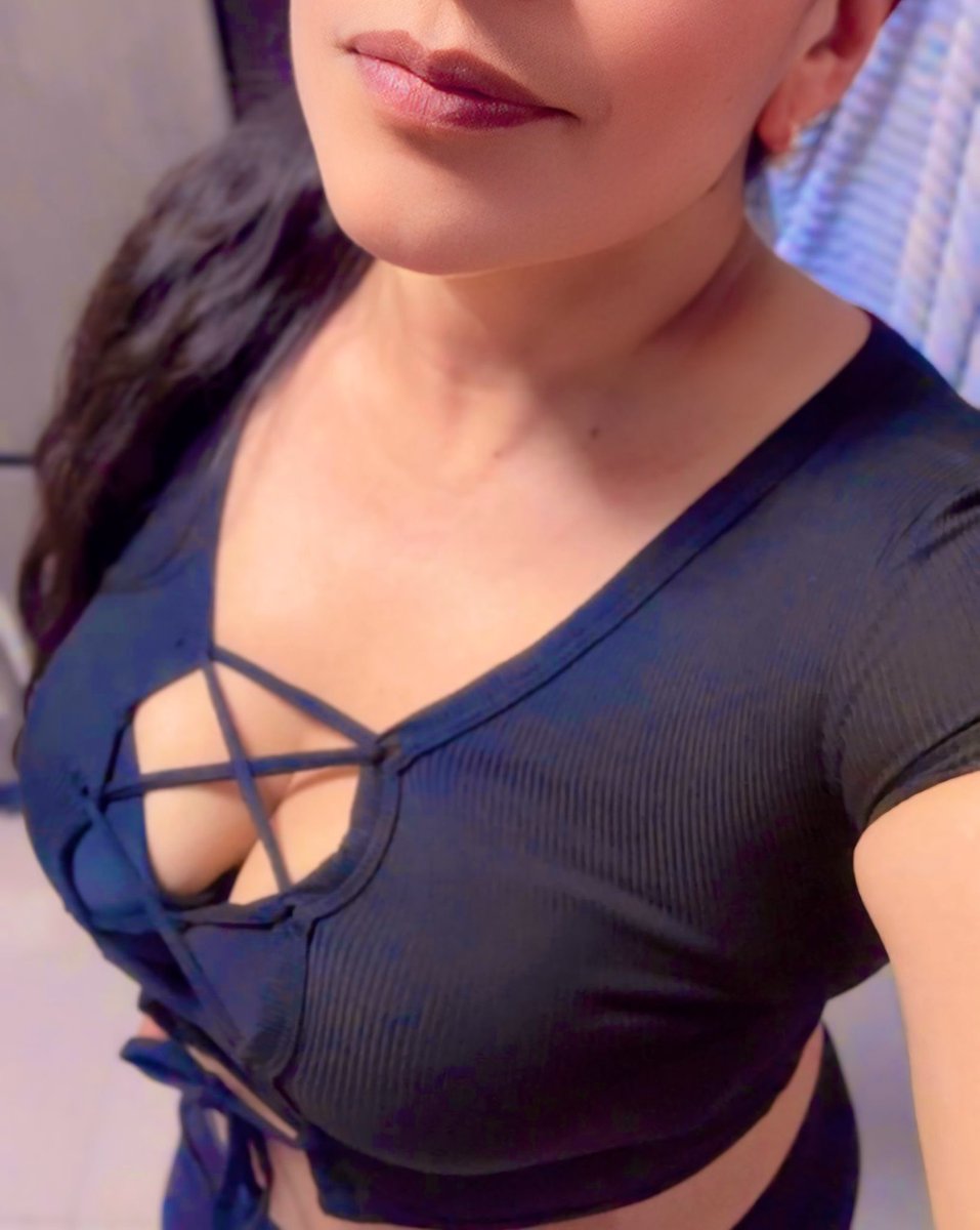 elena_herdz tweet media