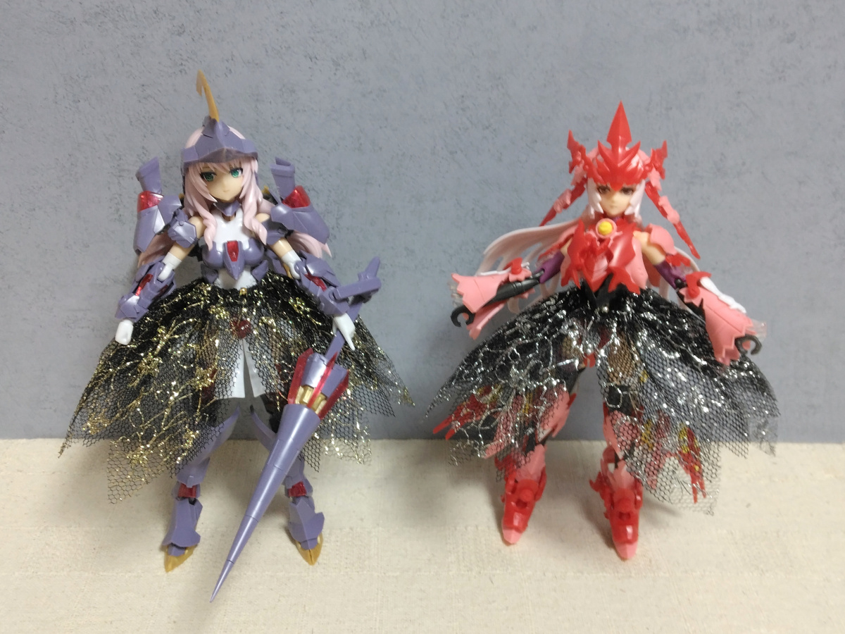 ＊定期＊ 通販OPENしてます   
大き目ドールサイズ：Anna Works Dolls' shop annadolls.handcrafted.jp   
小さいドールサイズ：ぷち庵BOOTH puchianshop.booth.pm
12/14(日)のアイドール東京に出店します。在庫を持参しますので通販は本日24：00で一時休止いたします。