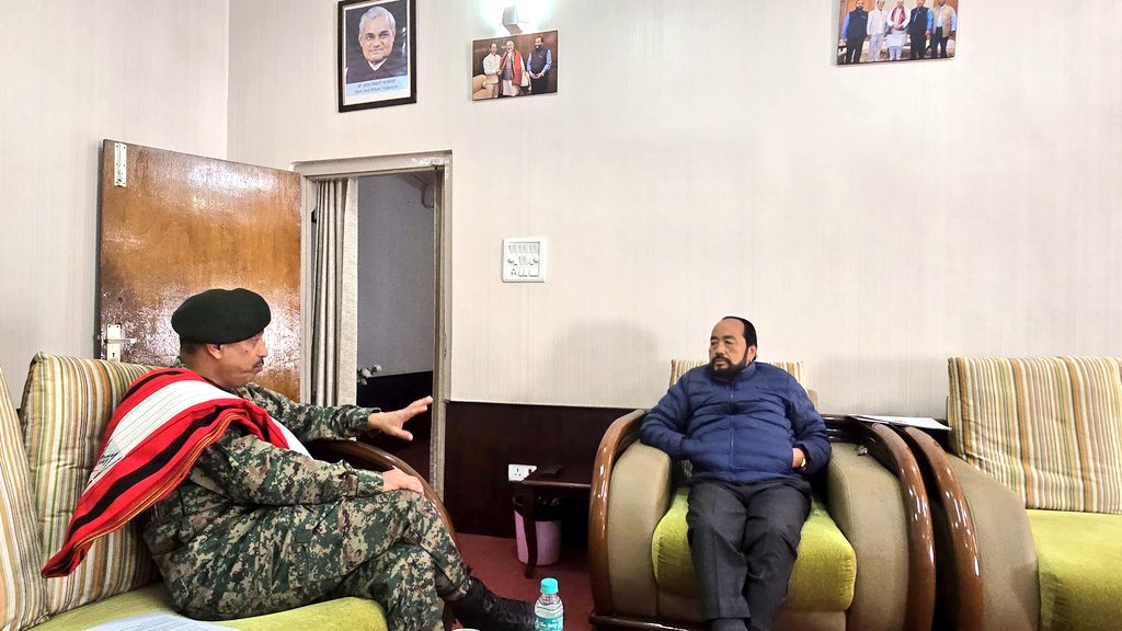 Met Lt. Gen. Vikas Lakhera, AVSM, SM, Director General, Assam Rifles, this morning. We discussed current issues, ongoing responsibilities, and the way ahead. Wishing the Director General and the personnel of the force continued success in their service to the nation.