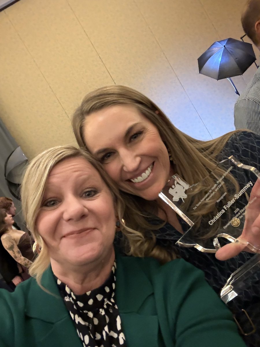 IamBranum's tweet photo. Best night with these amazing @RichardsonISD educators! ❤️💙💚💜#risddreambig https://t.co/zRPgL2eSAk