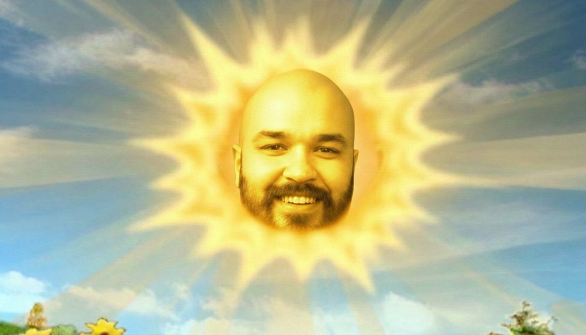 sresnake's tweet photo. El sol que necesitamos cada mañana 
@ElZisarX @NegroMago11 https://t.co/poy4gxHt2e