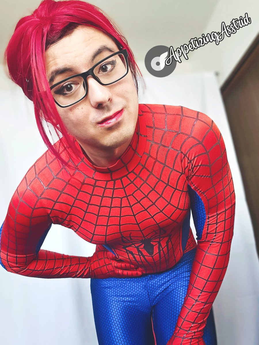 AsstridNSFW's tweet photo. Throwback to the first spidersuit I wore - I wonder how it fits now...😶‍🌫️ https://t.co/hW0oex31Ik