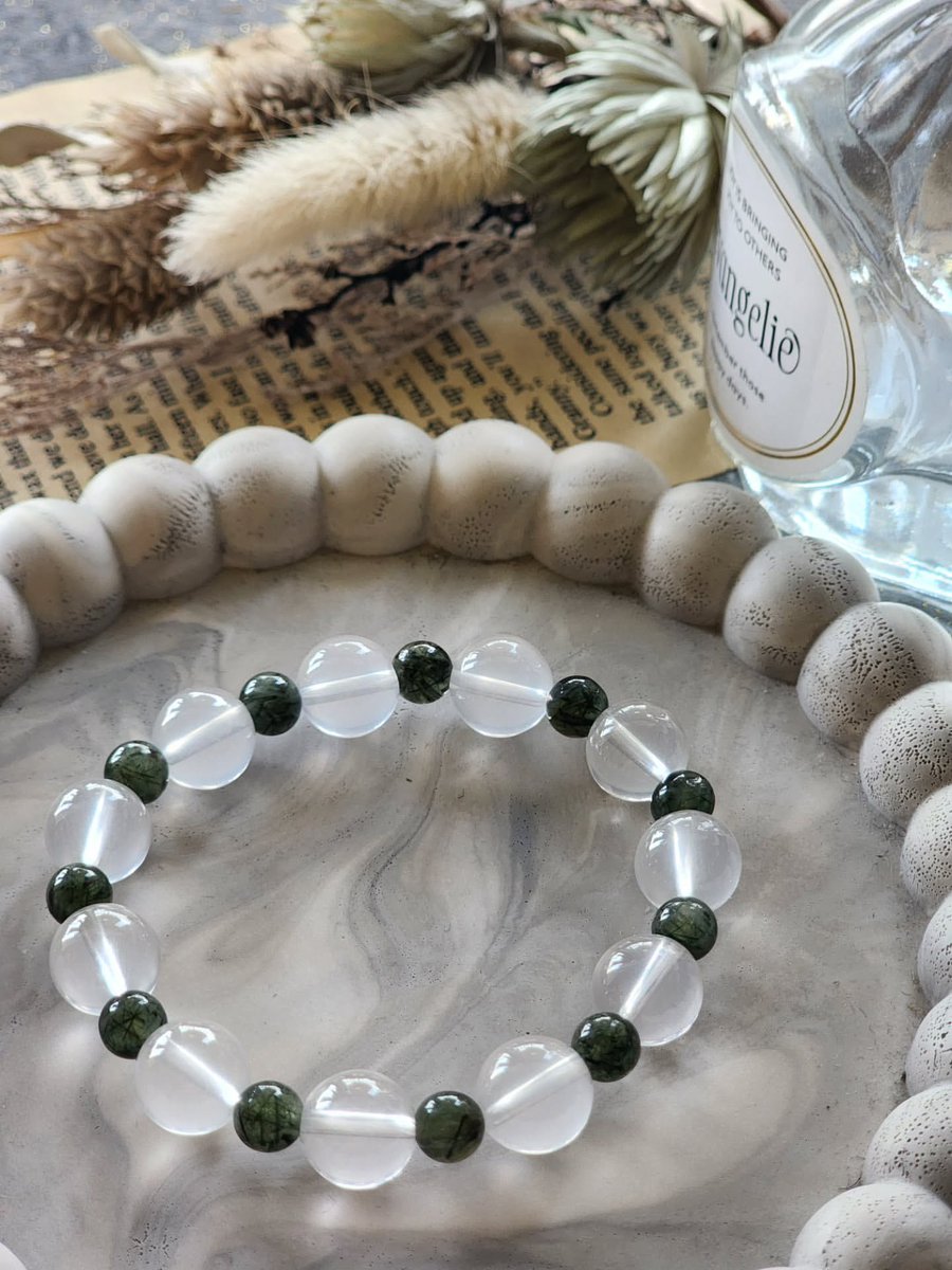 大阪府守口市にあるハンドメイドのセレクトショップからお届け