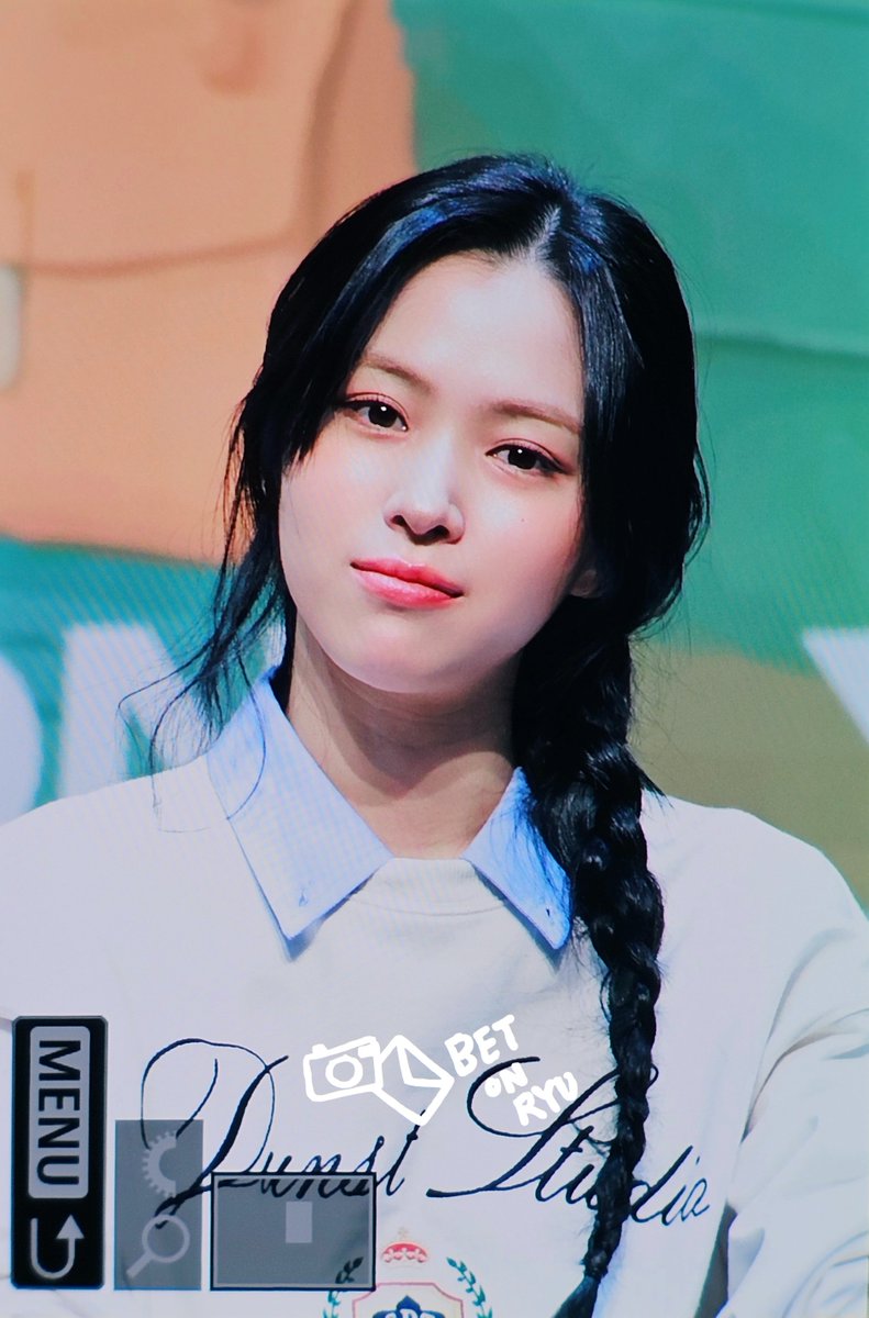 betonryu_srj's tweet photo. 251206 도쿄 팬싸 귀요미🐱

#있지 #ITZY #류진 #RYUJIN 
@ITZYofficial https://t.co/lIOLeZVpzO