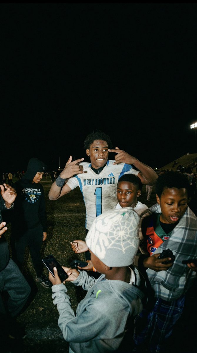 amirsears1_'s tweet image. JOB NOT DONE… #OneMore 💍