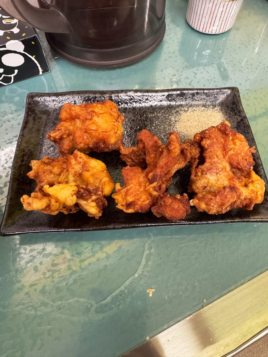 岡山名物ぼっけゑラーメン！！(キムチは食べ放題)

いただきます😋🙏