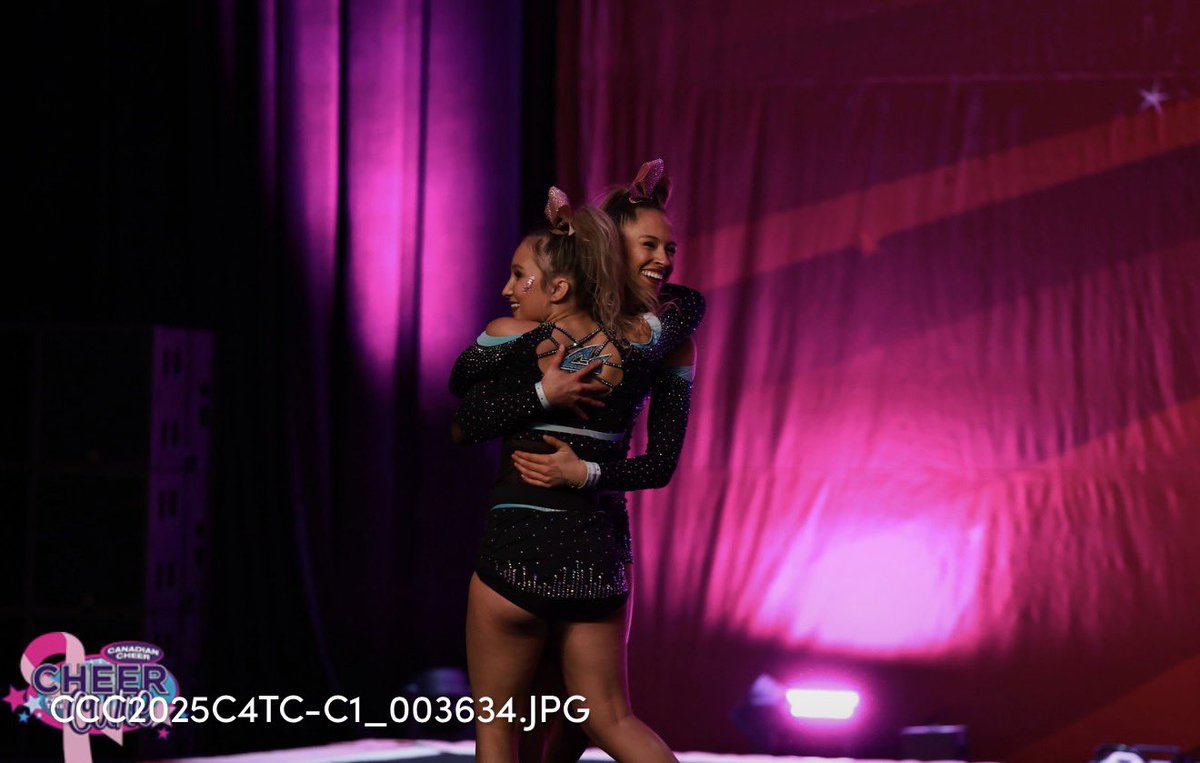 hailey bartlett tweet media