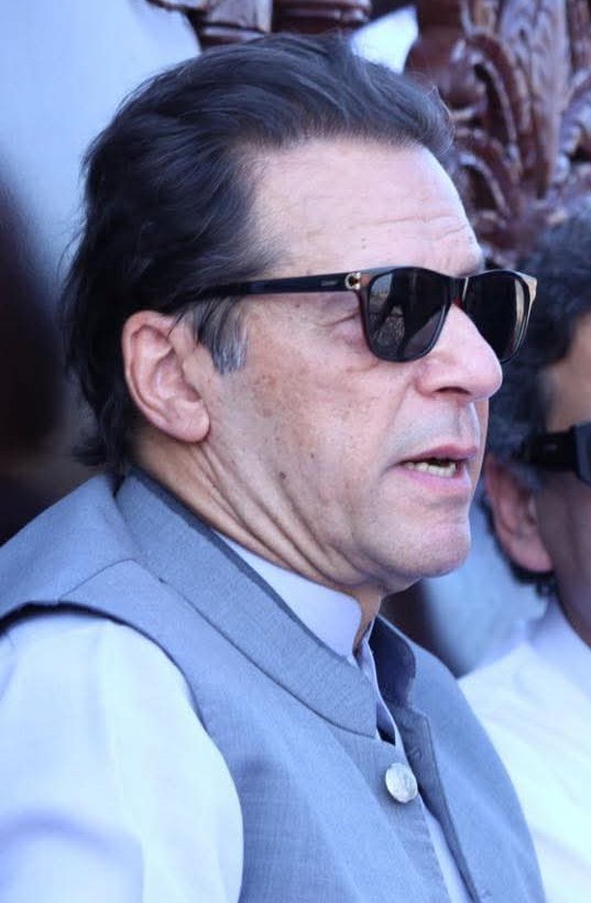 یہ شخص قوم کا عشق ہے ۔۔۔۔۔