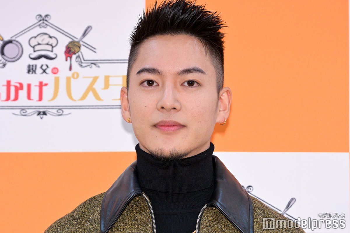 modelpress's tweet photo. 三山凌輝、新事業は「家族経営みたいな形」
アルバイト面接に自ら参加

🔻写真・詳細
https://t.co/1FJ9udIP1n

#三山凌輝 https://t.co/e2kOiPzG6R