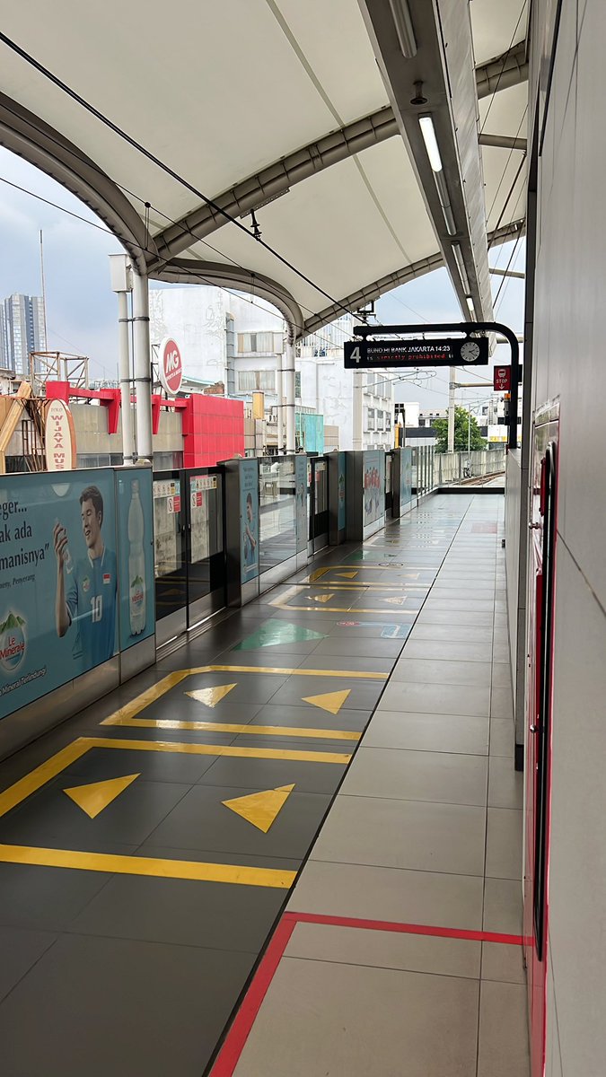 Hello_phanda's tweet image. Isi sendiri