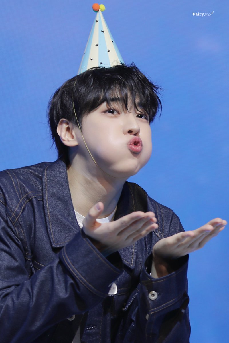 251206 🎂
2025 JAECHAN’s BIRTHDAY 
[Promise of Winter] 1부

재찬아 생일 축하해✨

#올해도_약속된_재찬이의_생일
#25th_JAECHAN_DAY