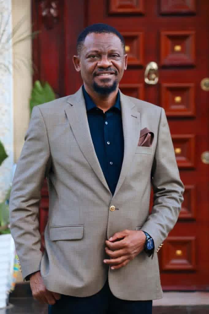 Now that Amaewhule and 16 HOA members have officially defected to the APC, is the same law once used as grounds to threaten their seats still in play? We just want to know what maneuvers to expect. Netflix is subscribed already because Part 2 of the Rivers crisis is loading.