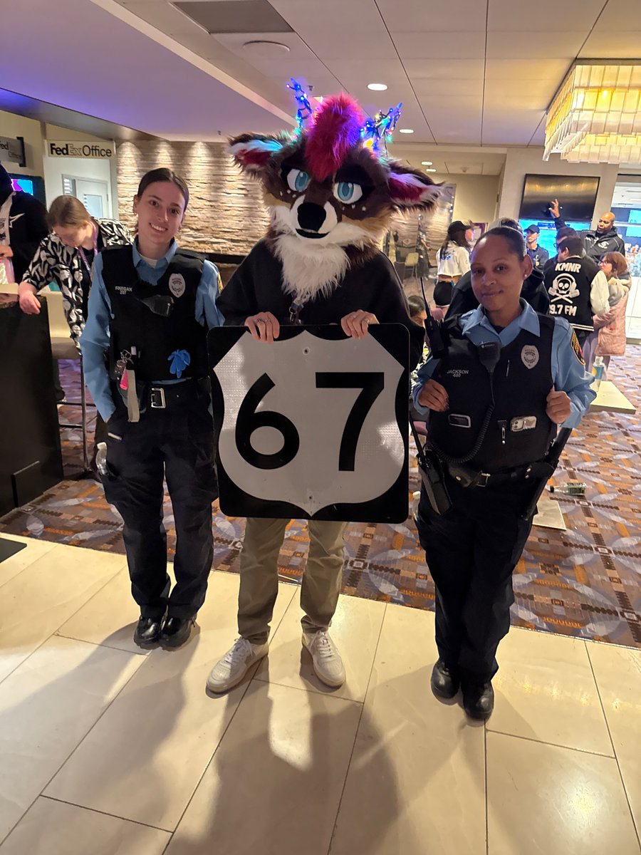 Jolly Deere 🔜 MFF☃️ tweet media