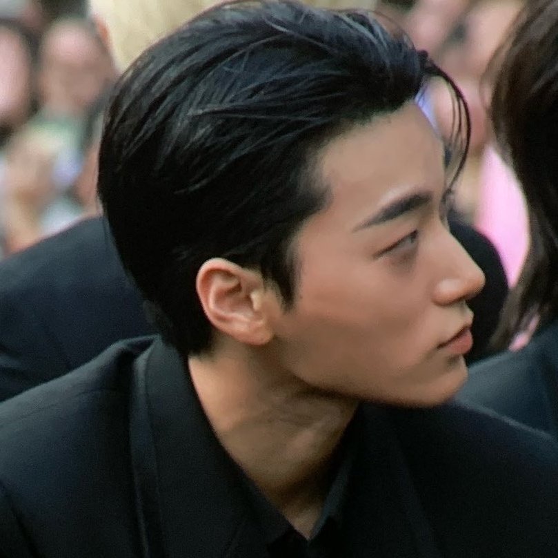 lvs_utopia's tweet photo. CATEGORY : best side profiles https://t.co/WIKBMCEfwG