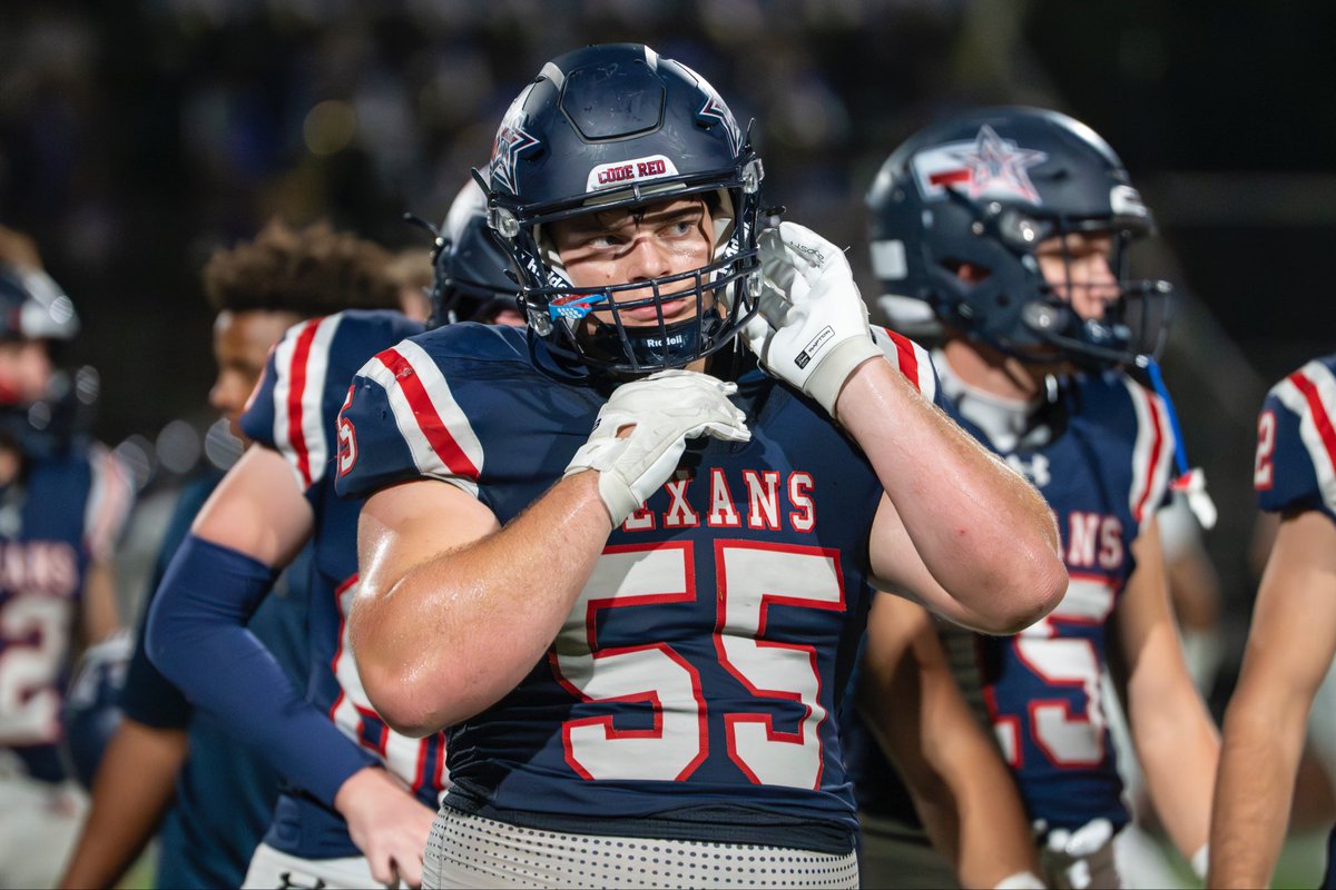Cody_Phillips55's tweet photo. Proud to receive “DISTRICT 13-4A-II
DEFENSIVE MVP” for the 2025 football season! 
@wlambert42 
@CoachMcNeely_ 
@CadePharis https://t.co/33NcNAcJ5b