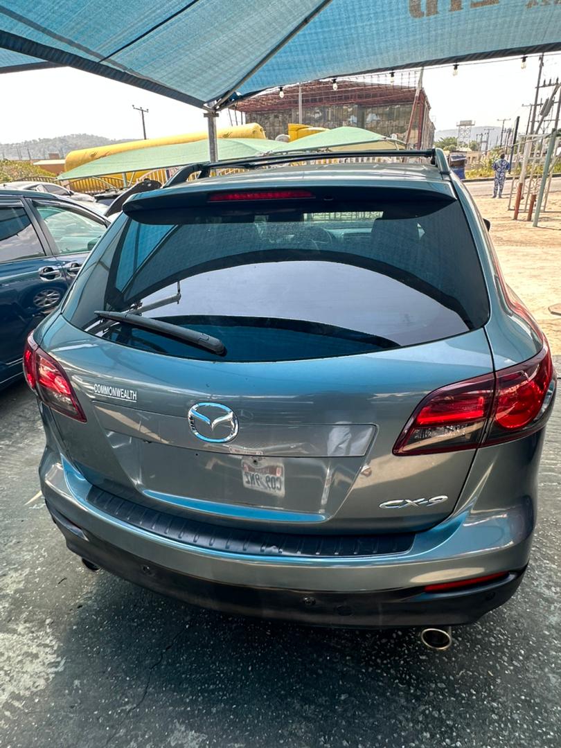 GM, everyone! 🌟 Check out this foreign used 2013 Mazda CX-9 for just 18.5M! 🚗💨 Spacious, sleek, and reliable—perfect for family trips or city drives.
    NEGOTIABLE 📤
DM now and make it yours today! ✨
