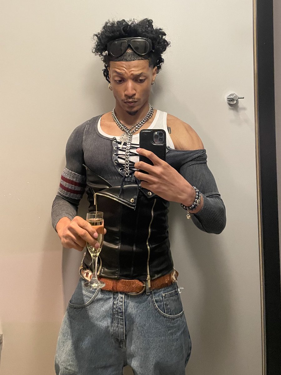 jumansantana's tweet photo. https://t.co/IoTd0ZzcCu