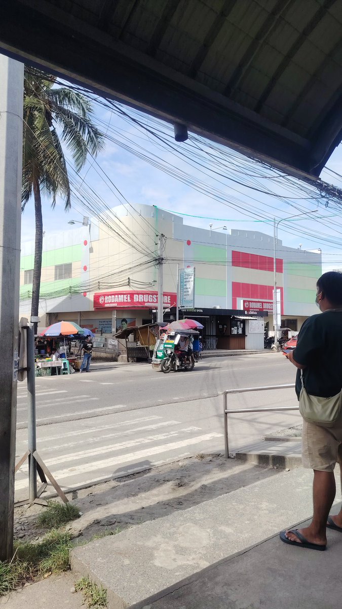 JMRoadriguez's tweet photo. As in, TIGANG NA AKO. wala man lang ka meet, CVMC until this evening... baka naman. https://t.co/aW0jSO8UAD