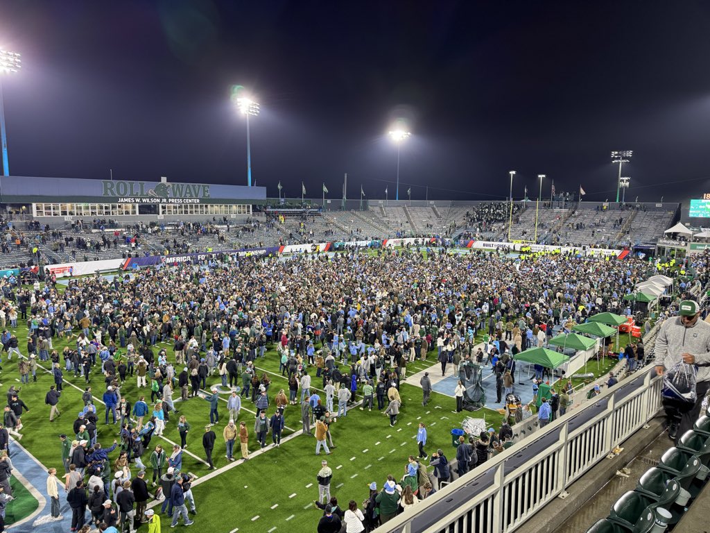 Mitchell 1 tweet media