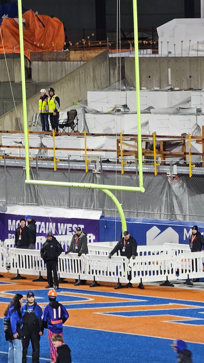 JD protecting the goal post. Good on him.