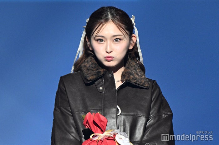 🍁TGC 広島 2025🍁】 ゆうちゃみ、ミニスカ×レースタイツから美脚