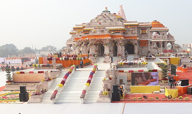 rajeevkjha_76's tweet photo. #शौर्य_दिवस
🚩बाबरी ढांचा जो टूटा था वो टूटा था धूमधाम से,
तम्बू भी तना था तो तना था धूमधाम से,
बम्बू भी लगा था तो लगा था धूमधाम से,
रामजी का भव्य मंदिर बना है धूमधाम से।
जय जय बजरंगबली हर-हर महादेव।।।🚩🙏
#6thdecember
#जय_श्री_राम https://t.co/69ng5Gpoc4