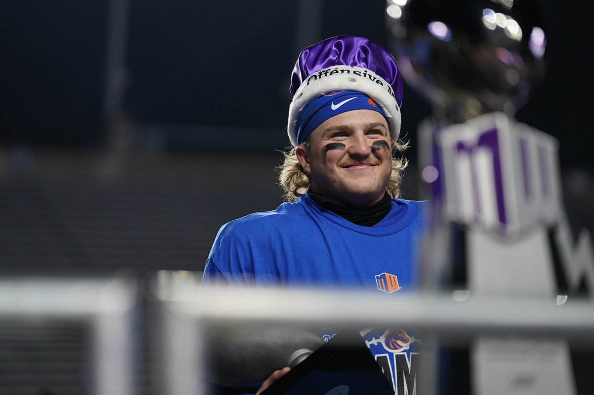 Maddux Madsen. YOUR OFFENSIVE MVP 👑

#BleedBlue | #BuiltDifferent