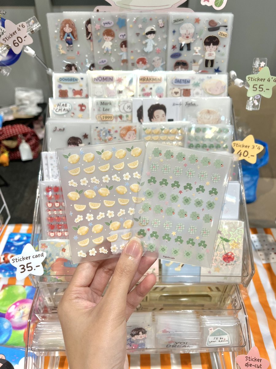 KapoloCute's tweet photo. กาโปโลช็อปเปิดแล้วน้า A27-28 ฮะ✨
#YOLOARTFEST2025 https://t.co/s8rPyEYlvp