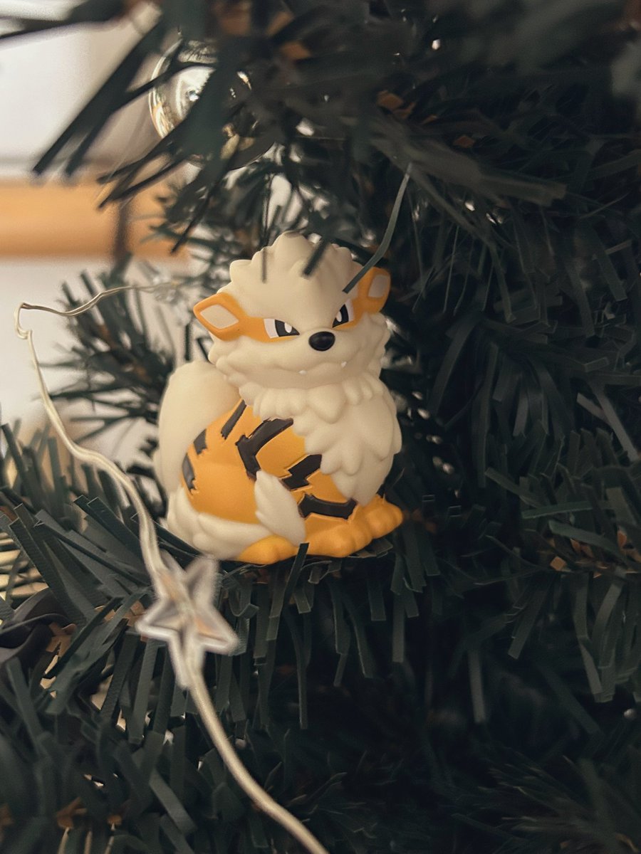 我が家のミニクリスマスツリーポケモン仕様🎄✨ ようやく買えたNEW