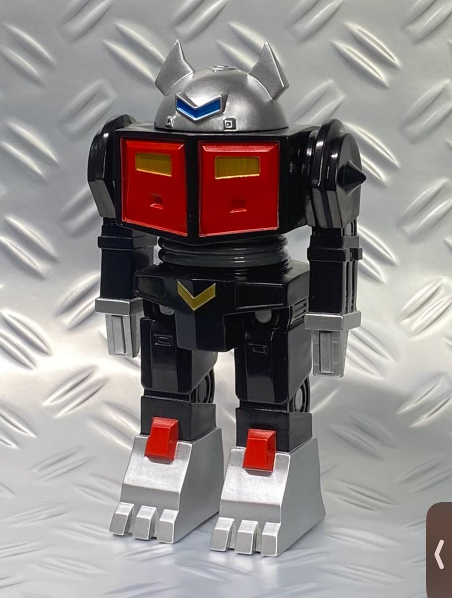 アクドイヤーその他販売物。 一部商品がラス1になってる物もあります