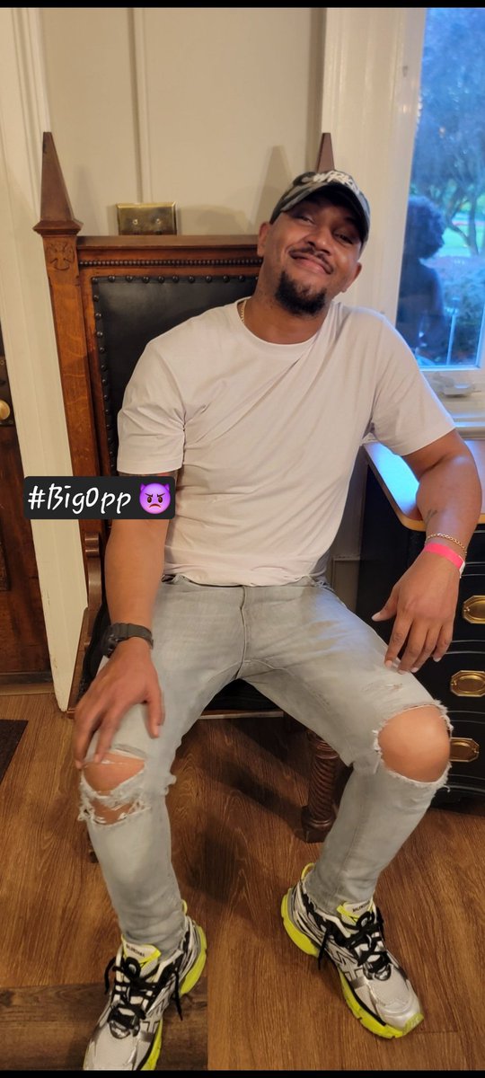 DYLANSACKZ's tweet photo. From ova SOUF but love da NAWFSIDE #DaCity.. gotta be BORN in dis shyt𧬠#BIGBLACKAMERICAN π€πΊπΈπ€πΊπΈ
foΓVA ah real OUTSIDER!!
"Dey ain't beefN, Dey just tweetN"π https://t.co/5ooFNnjxLR