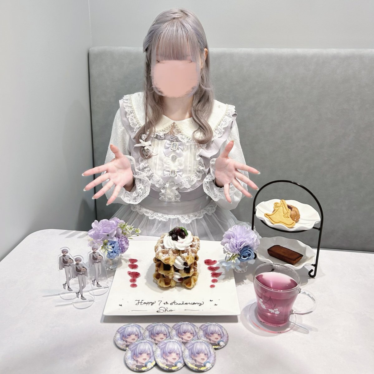 ⠀⠀(\(\
　(｡- .•)♡♡ Happy 7th
　o_(")(")     Anniversary

🤍#初兎へ7年分の愛を込めて 
🐇#みにうさー