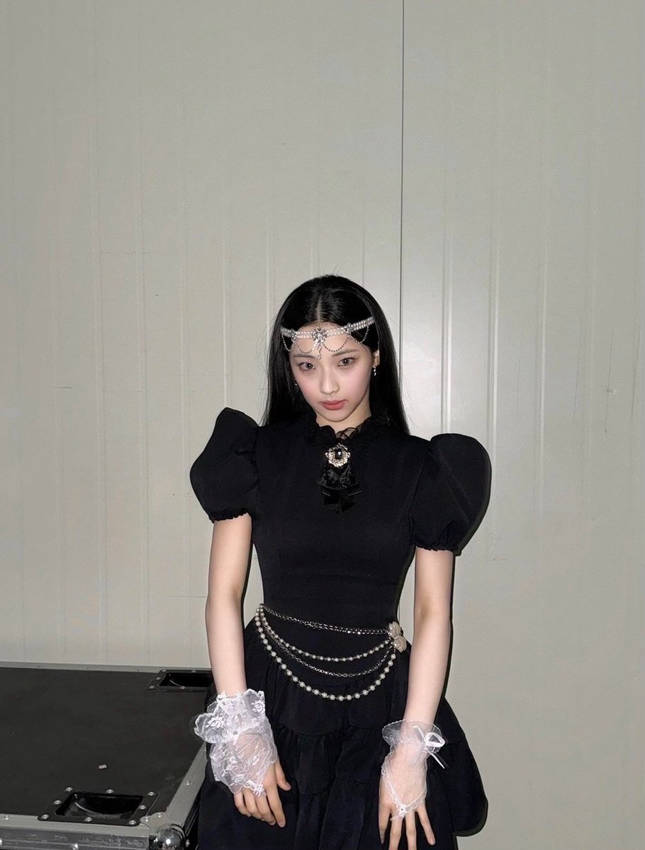 𝐋a𝐛u𝚋𝚞'𝖘 𝕸ōn𝚜𝐭ə𝖗𝚜 : #𝐥ab𝚞bu𓋰𝑏üt 🧌. tweet media