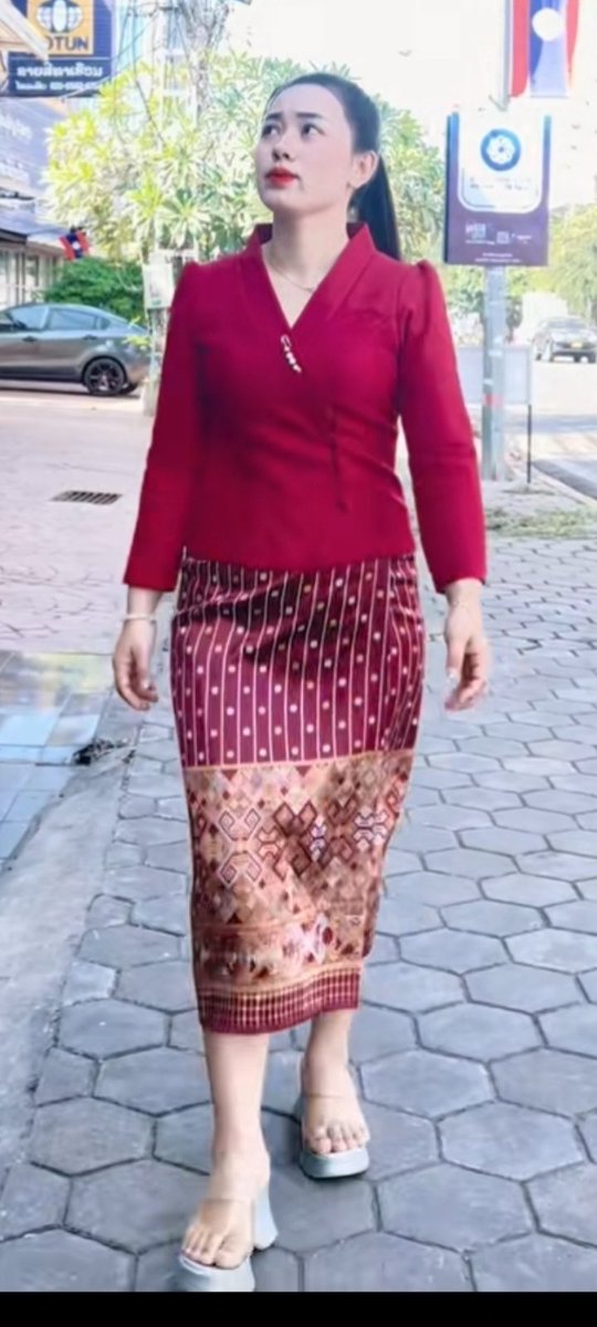 รับคุยเสียว สาวลาวในกุ่ม tweet media