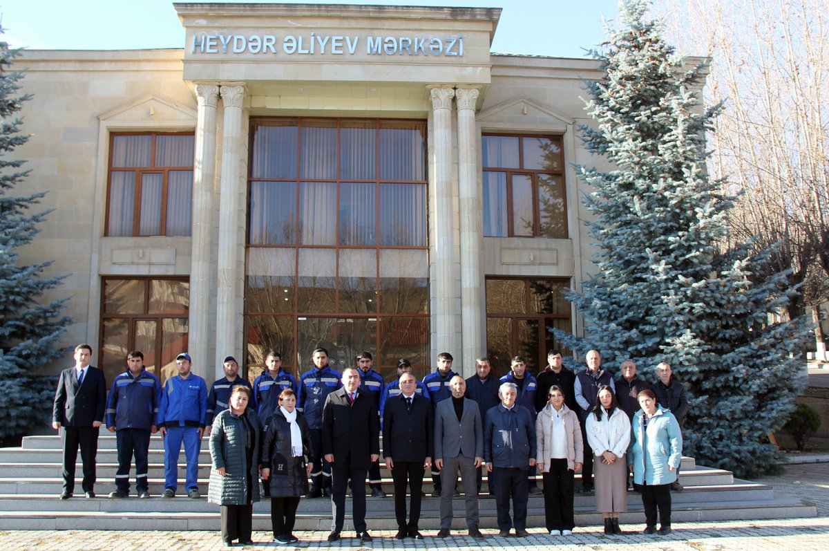 Daşkəsən rayonunda 6 dekabr – Rabitə və informasiya texnologiyaları sahəsi işçilərinin peşə bayramı günü qeyd edilib

Ətraflı linkdə: dashkesen-ih.gov.az/az/news/daskes…