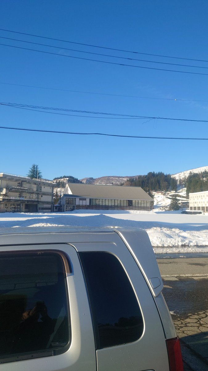 きれいな青空にワイもニッコリ😇