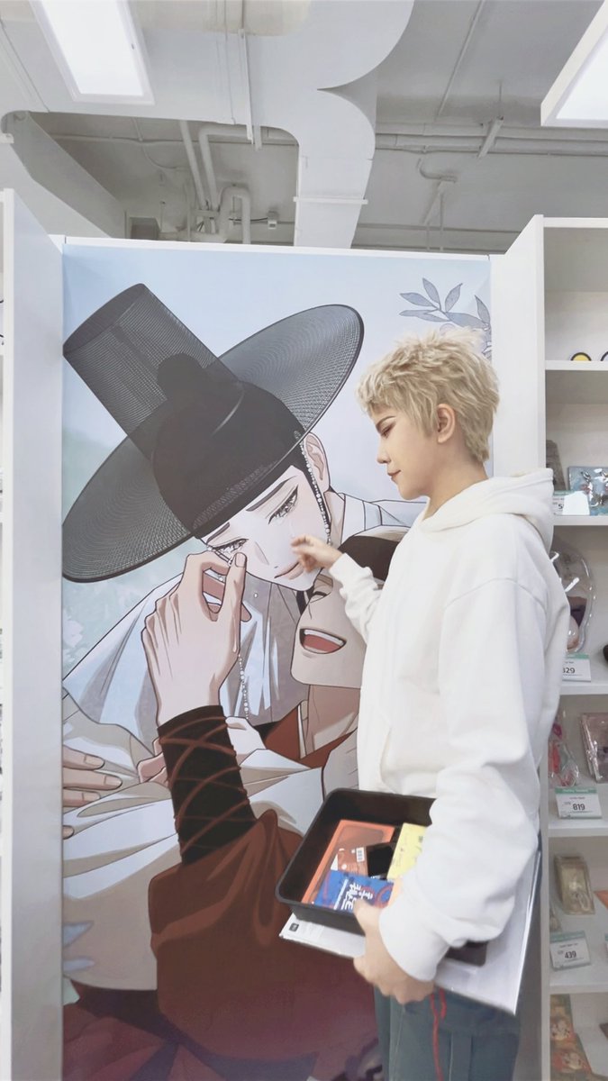 Kuma_Keii's tweet photo. Being Hongkibara one day🌻
#JMEESHOPTH #REDTHREADQUESTEVENT #เควสต์ด้ายแดง #redthreadquest #cosplay #manhwa #webtoon https://t.co/4WSAMxHzIi
