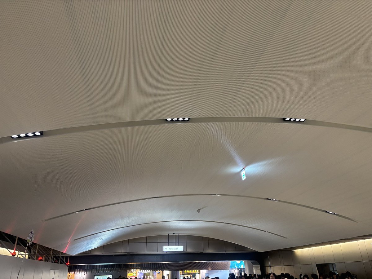 𝐃𝐢𝐫𝐞𝐜𝐭𝐢𝐨𝐧 𝐟𝐫𝐨𝐦 𝐉 tweet media