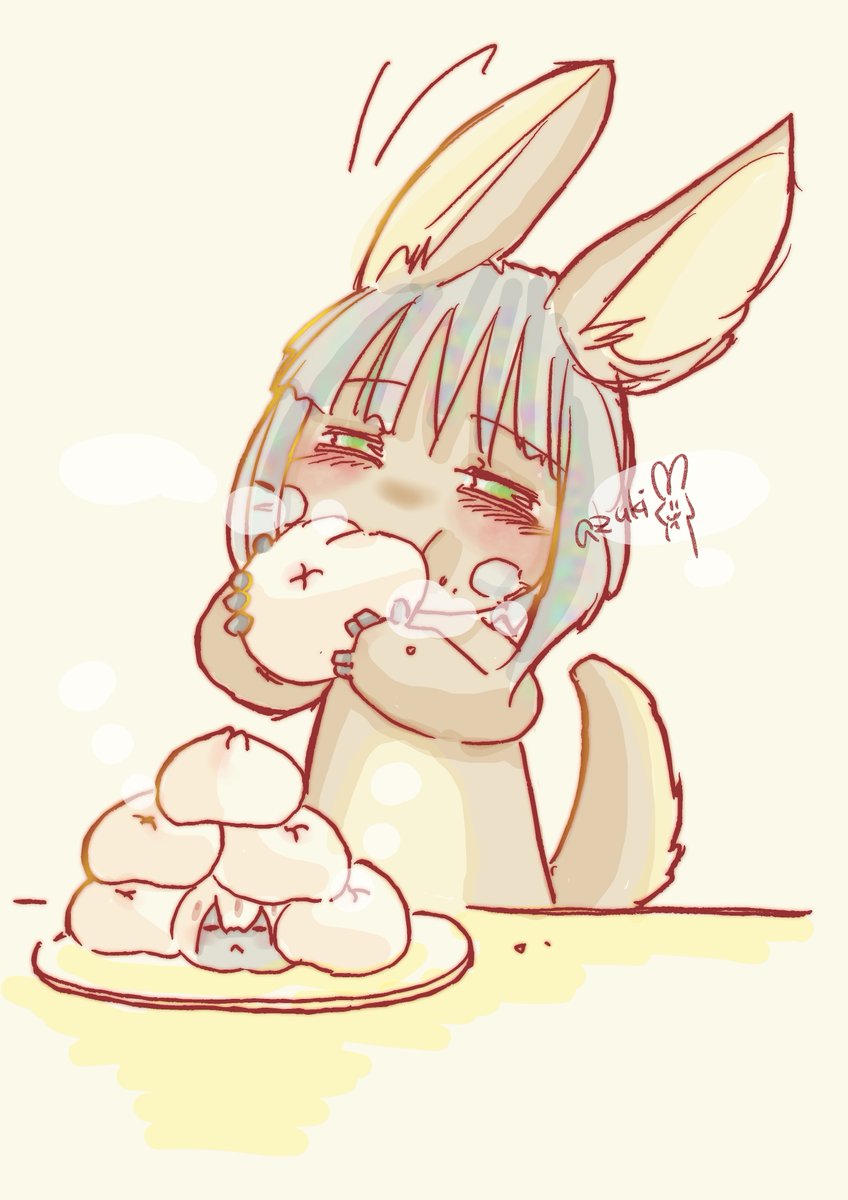 無心で肉まんを食べるナナチ
毎年ひとつしか描いてないかったけど今年はいっぱい食べていいよ