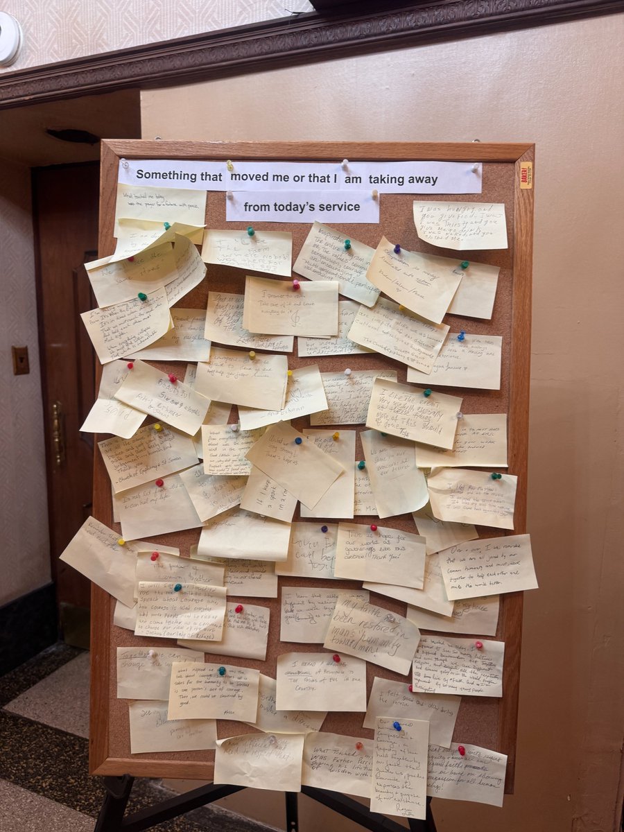 tccbrooklyn's tweet photo. Still feeling uplifted by this year’s 25th Annual Interfaith Thanksgiving Service at East Midwood Jewish Center.  A beautiful gathering of prayer, music, unity, and gratitude, pecial shoutout to the youth chorus and all who donated to the OLR pantry. Community is everything. 🕊️🍂 https://t.co/D0Ycm8nHou