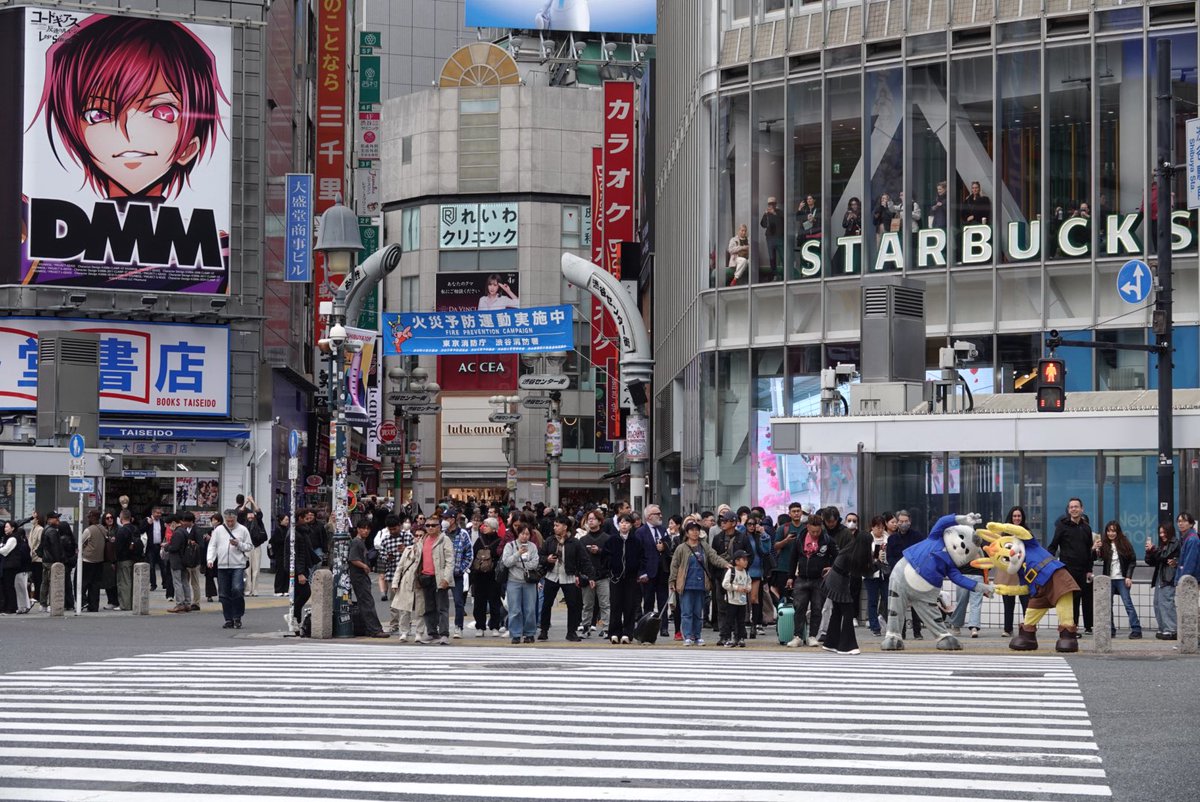いっつも“合体写真まだ～？”って聞かれるけど……ついに撮っちゃったよ！😎✨

#Gula #古拉 #グラ #character #mascot #吉祥物 #香港 #Hongkong #cat #hkmascot #たっぴー
#ねこ #ゆるキャラ #キャラクター #香港吉祥物 #日本吉祥物 #布偶裝 #着ぐるみ #マスコット #ご当地キャラ