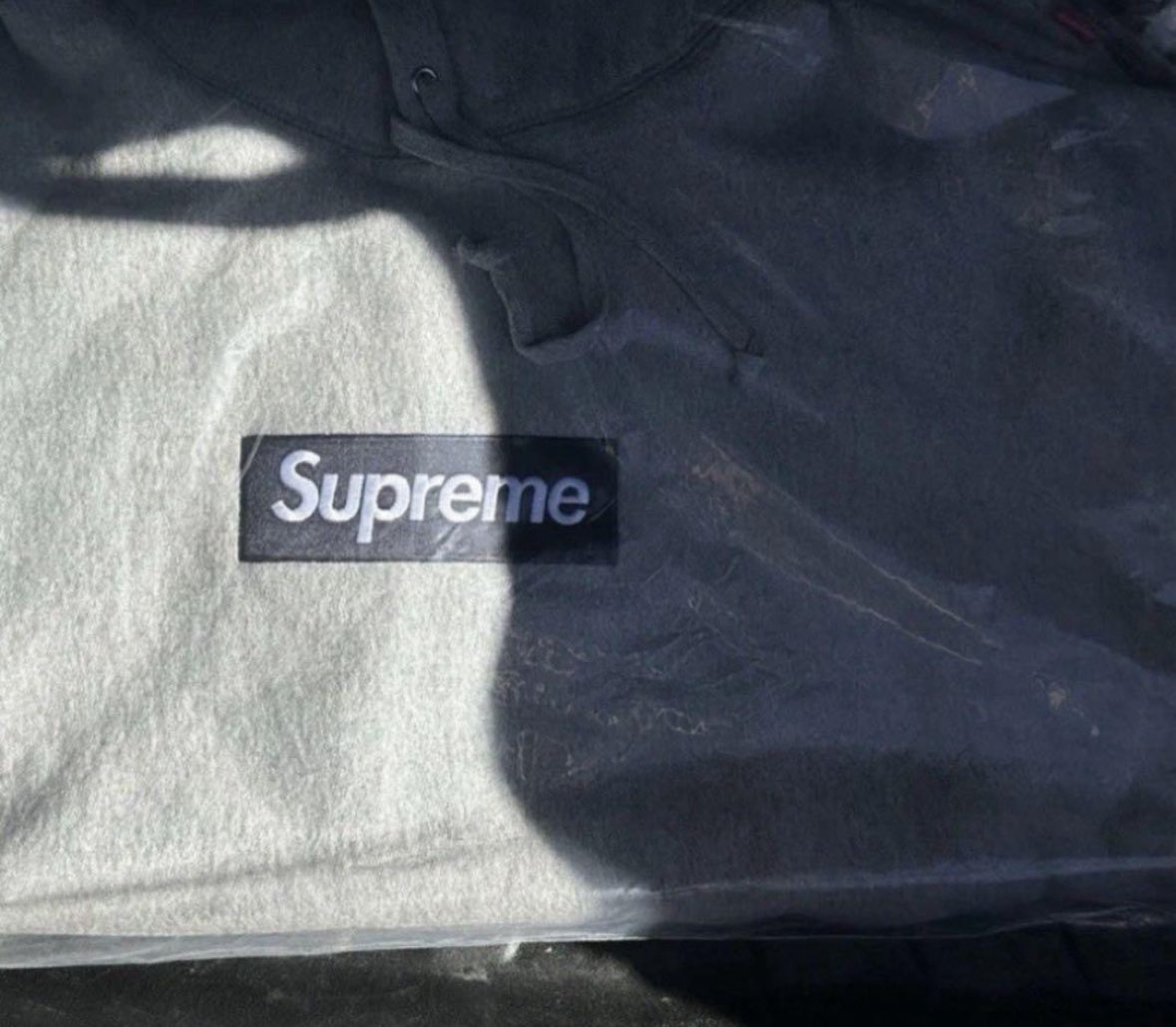 off_0325's tweet photo. たのしみ😁
#supreme #BOXLOG #シュプリーム https://t.co/olYuciT2AC