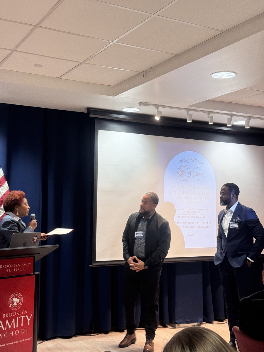 tccbrooklyn's tweet photo. This years’s Law Enforcement Early Thanksgiving Dinner &amp; Awards Ceremony was amazing! 🧡
Huge thank you to our law enforcement partners and all the elected officials who joined us and support our community. Grateful for your service. 🚔🦃 #Brooklyn #Community https://t.co/xe8mZqe8Qw