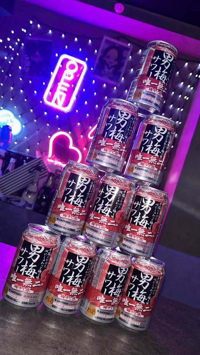 gold_kie's tweet photo. 昨日の営業もありがとうございました🤓💖
⁡
スゴロクして短時間ですごいことなりました👏笑
⁡
お酒強い方はぜひ一緒にやりましょ💪✨
⁡
本日土曜日も19時からラストまでですʕ•ᴥ•ʔ
⁡
団体さんも大歓迎🈁✨
⁡
沢山のご来店、ご連絡お待ちしております🧡ྀི🧡ྀི
⁡
⁡ https://t.co/7bxmvOX2We