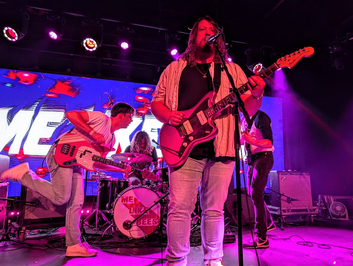 kcconcerts's tweet image. A big homecoming show for the international touring sensation @MeLikeBees at Warehouse on Broadway. 

Join the swarm! Bzzzzzzzzzzzz 🐝

#kcconcerts #melikebees