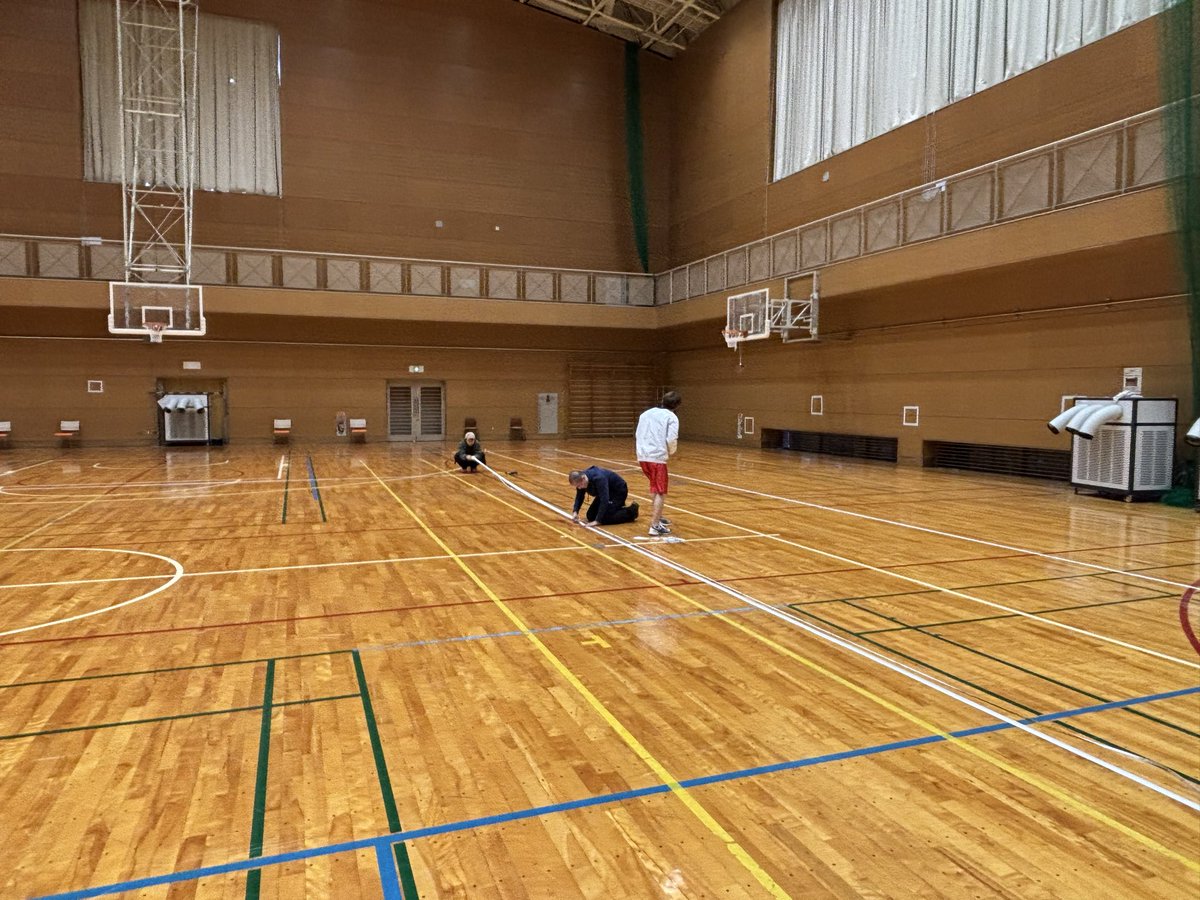 ise2017's tweet photo. 今日はいよいよ2025年度車いすバスケ教室最終回！！

最終回はパフォーマンステストやります！！
スタッフ準備中😁
お待ちしてます！！

#車いすバスケ
#ISE https://t.co/rn1GYaj0hw