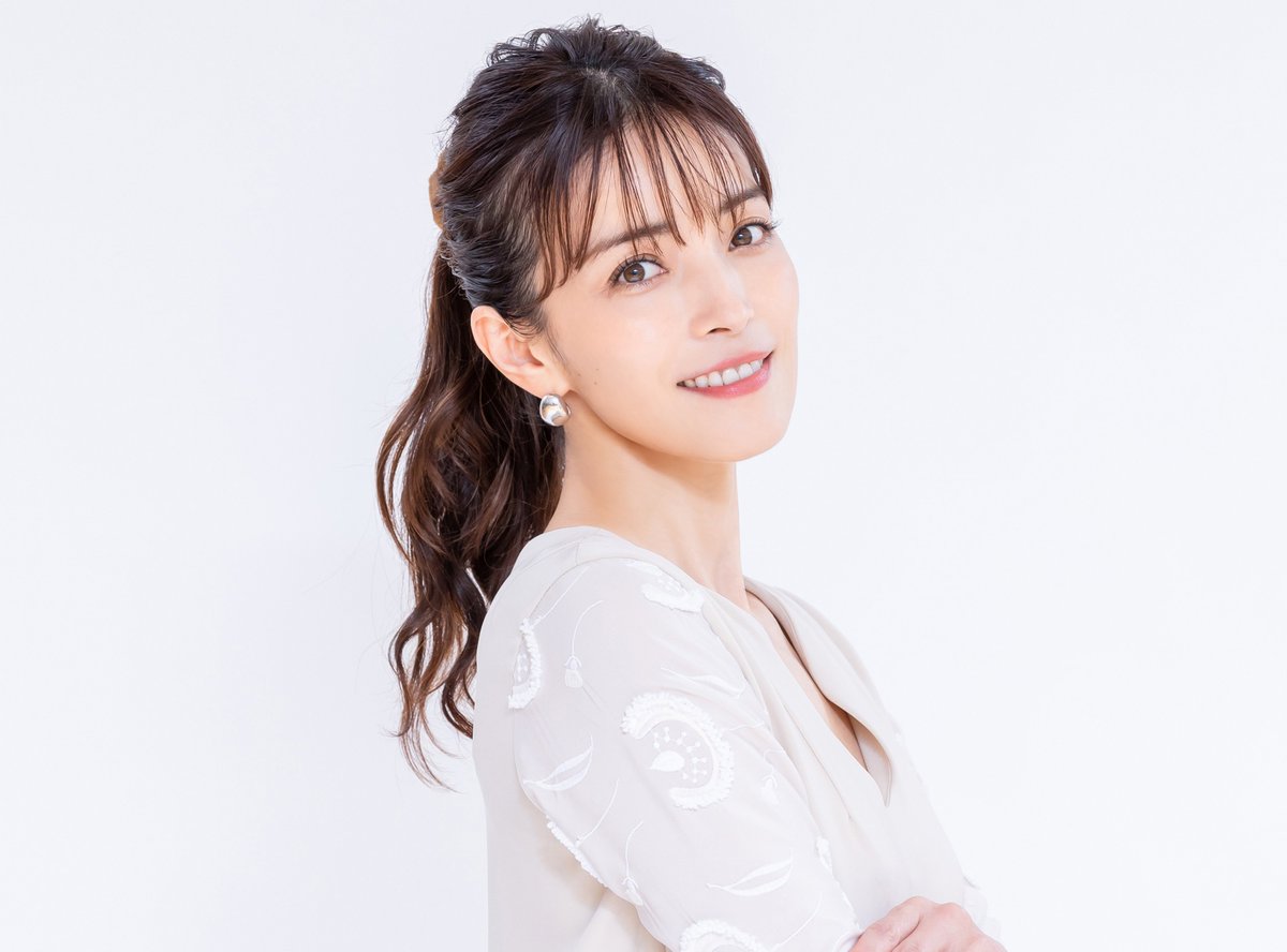 知念里奈：📺出演情報！ 本日12/6(土)21:00～23:10放送 フジテレビ