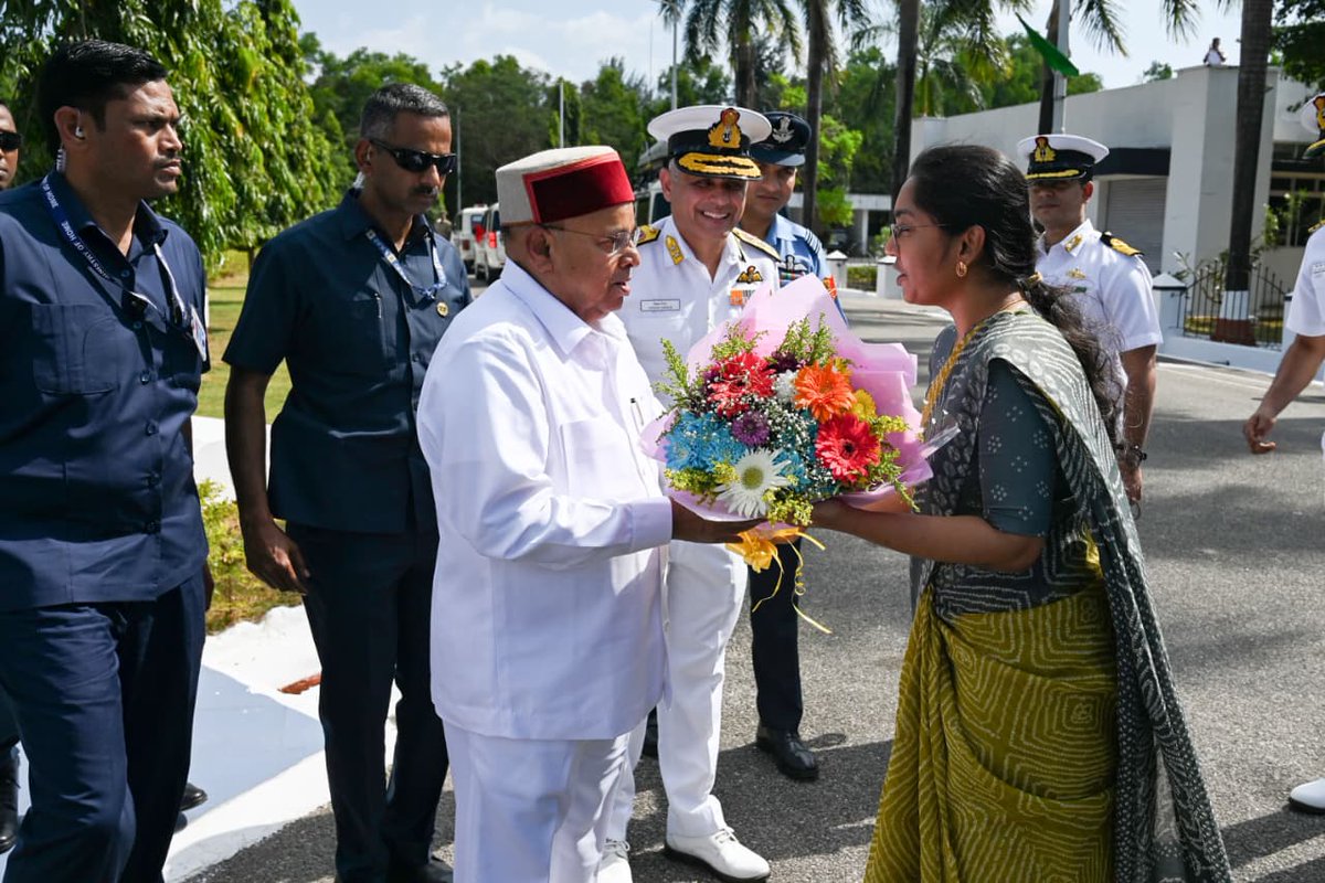 IN_KTKNA's tweet photo. #NavyDay2025 celebrations at Naval Base Karwar #Sambandh https://t.co/CRDlHfCQ4v